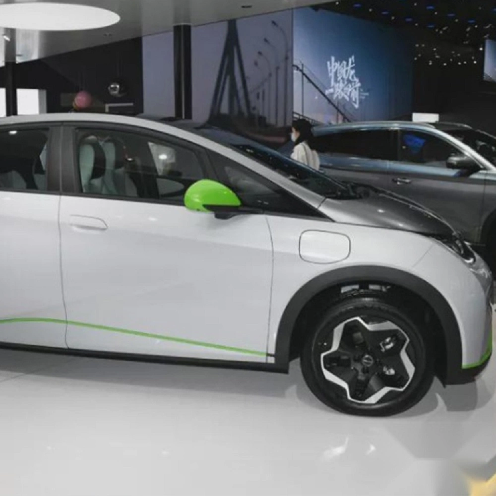 Famous Brand Dol Pure Electric Driving Range 401km Chinese Compact Car 2023 Low Speed Used New Energy Vehicles