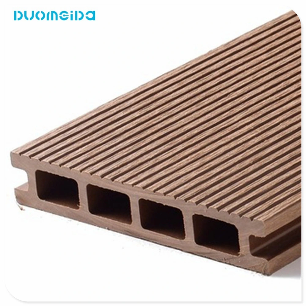 Factory Directly Wholesale/Supplier Outdoor WPC Wood Plastic Composite Deep Wood Grain Decking