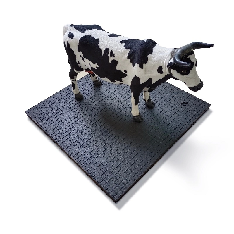 Tapis antidérapant pour zones de marche en caoutchouc renforcé pour vaches et veaux