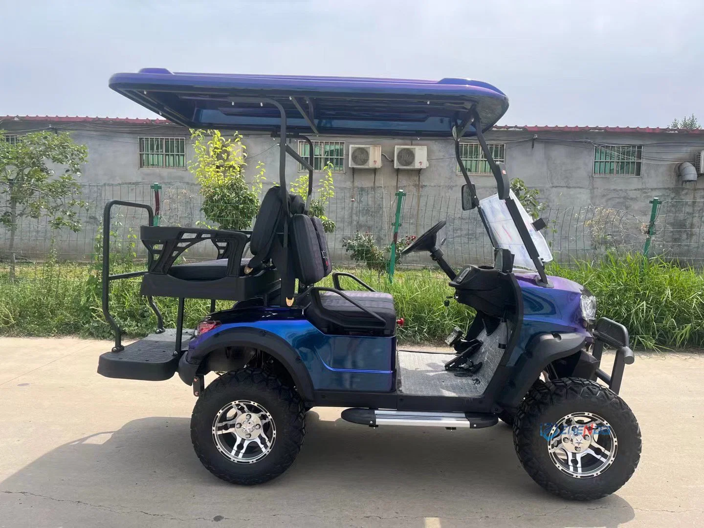 Zhenda New Golf Cart / New Energy Pollution-Free Electric Vehicle with Lithium Battery for Sale