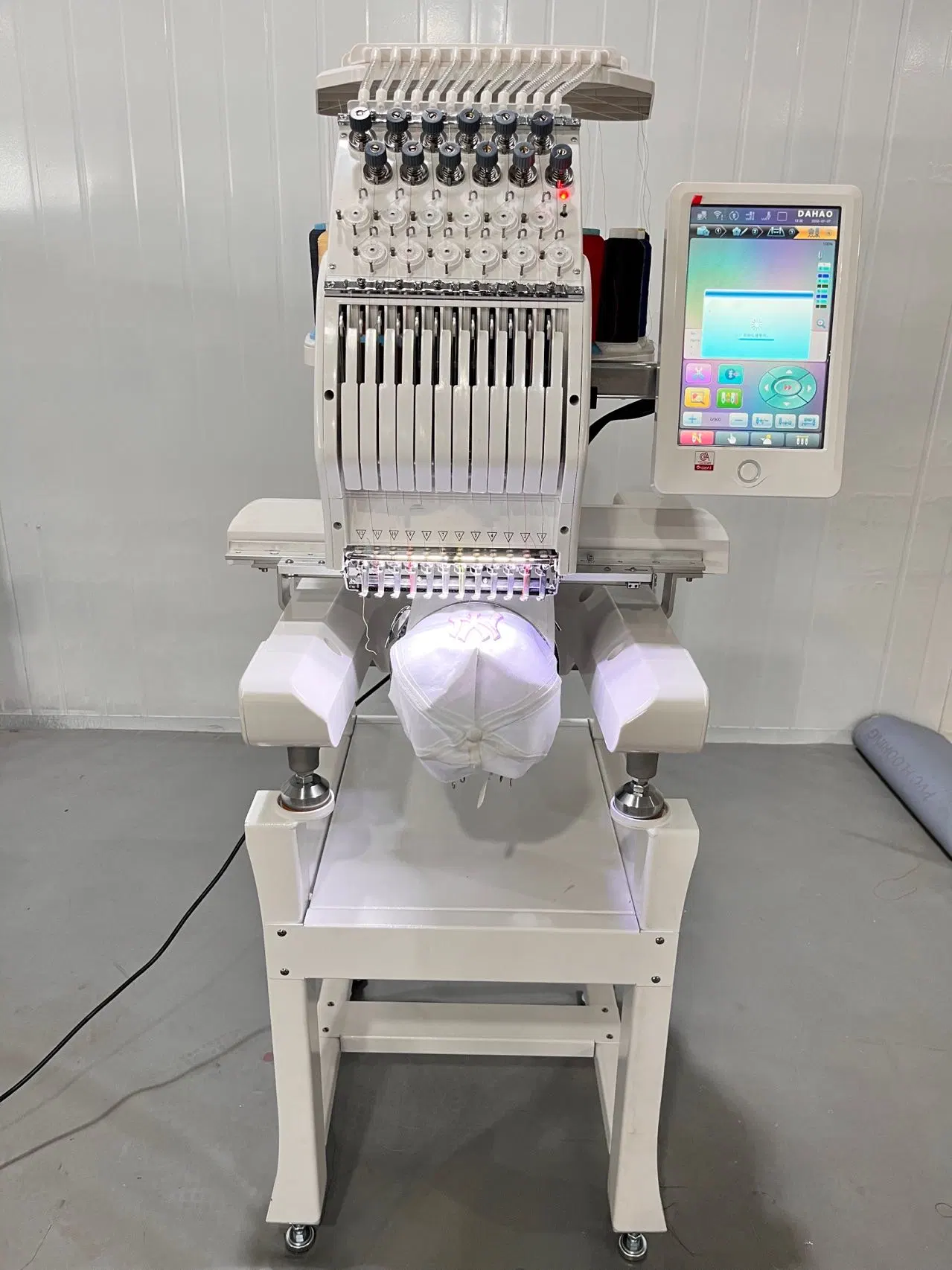 1000rpm High Speed 12 Colors Dahao 1head Computerized Embroidery Machine for Hat T-Shirt Flat