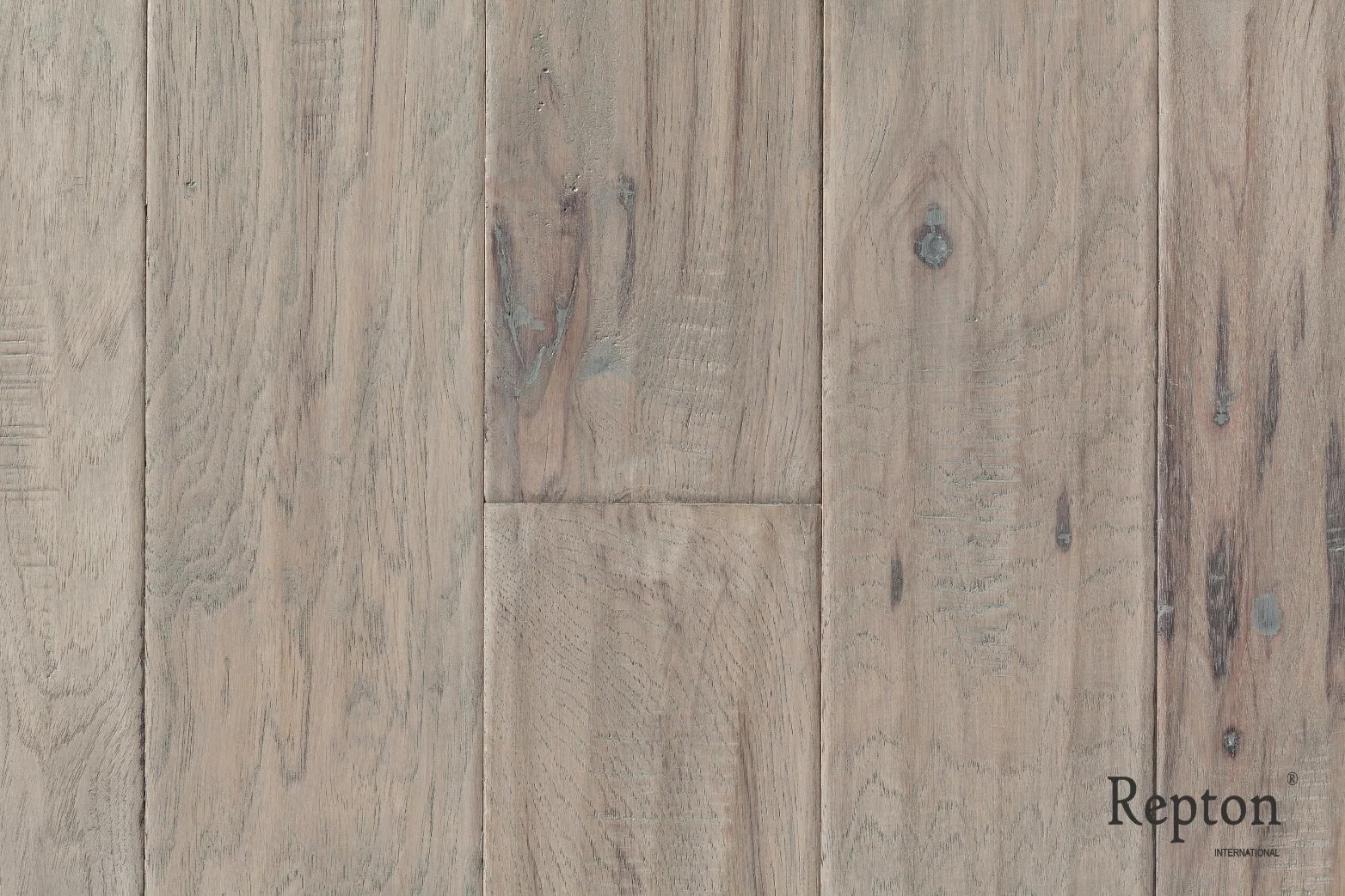 Handscraped Finished Spc Laminate Waterproof American Hickory Multilayer Engineered Wood Flooring