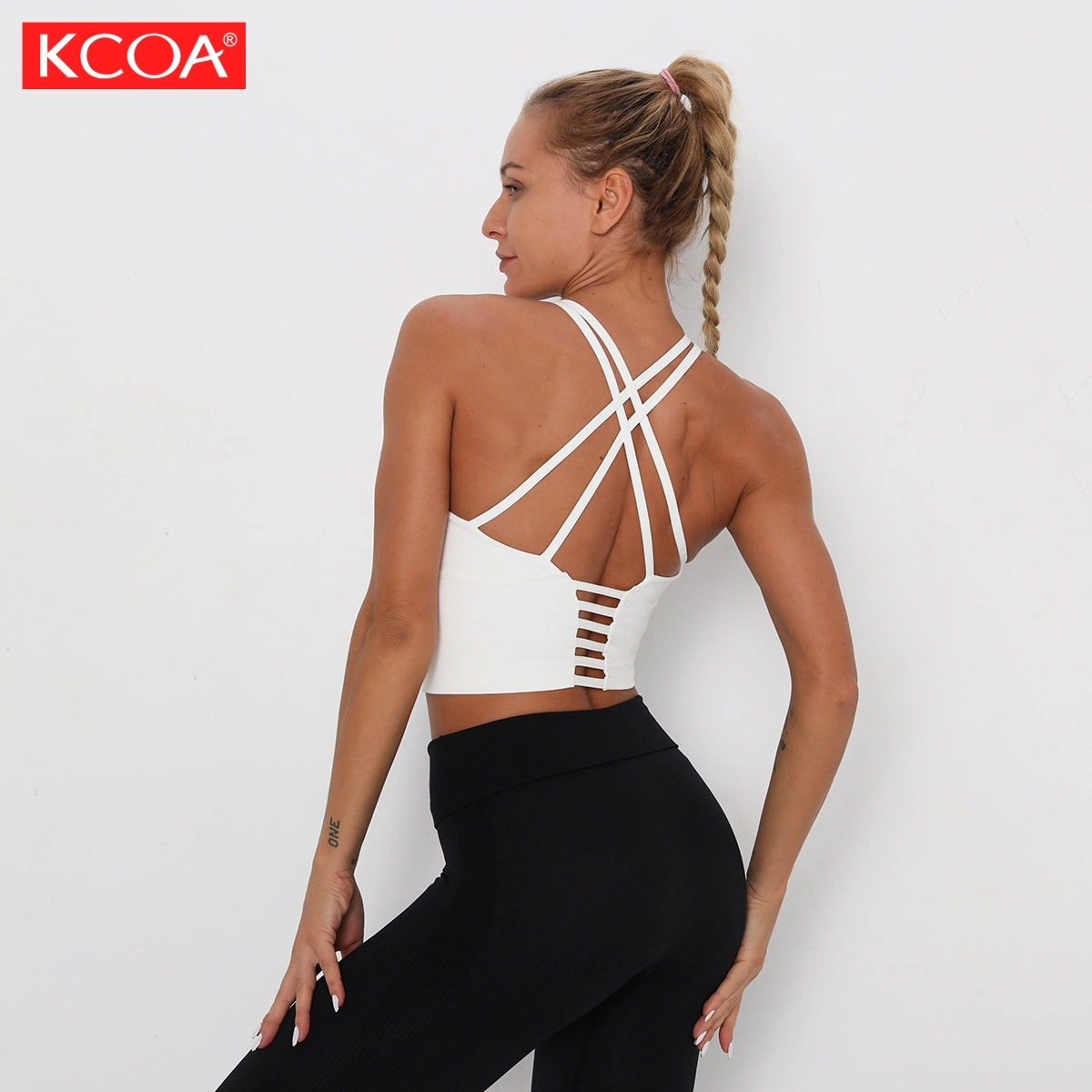 Wholesale/Supplier High quality/High cost performance  Strappy Blank Wireless Supportive Size Sports Bra