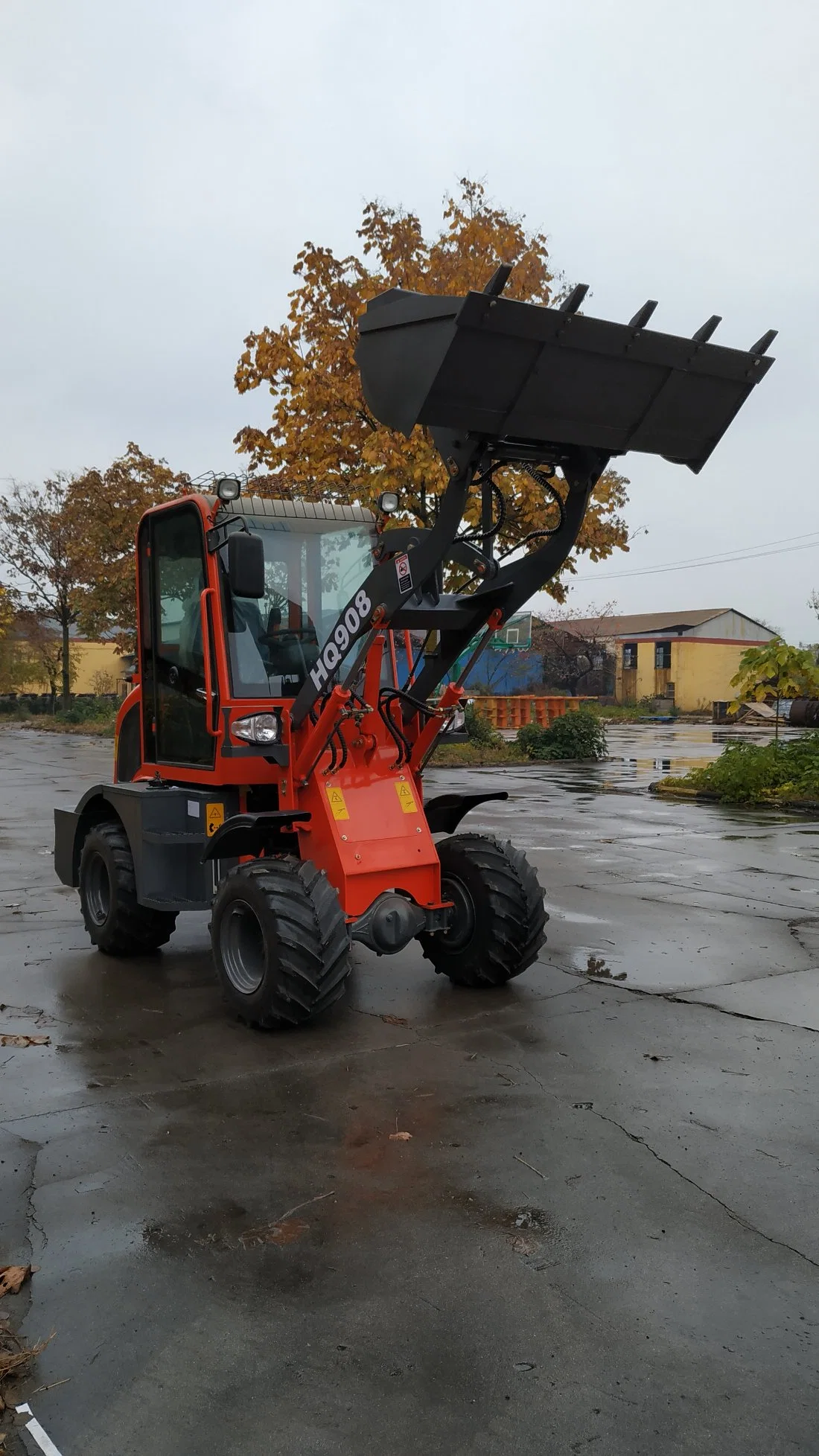 Made in China Strong Compact (HQ908) with CE Mini Front Loader