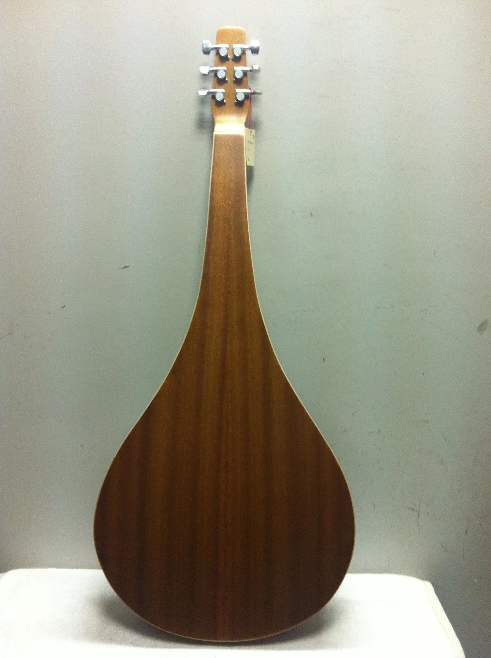 Teardrop forme Weissenborn Sapele contreplaqué guitare hawaïenne (AW100T)