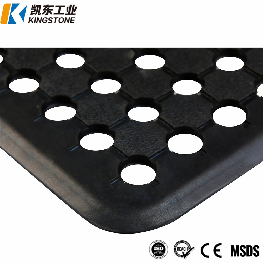 Rubber Flooring Mat Truck Bed Mat in Piece