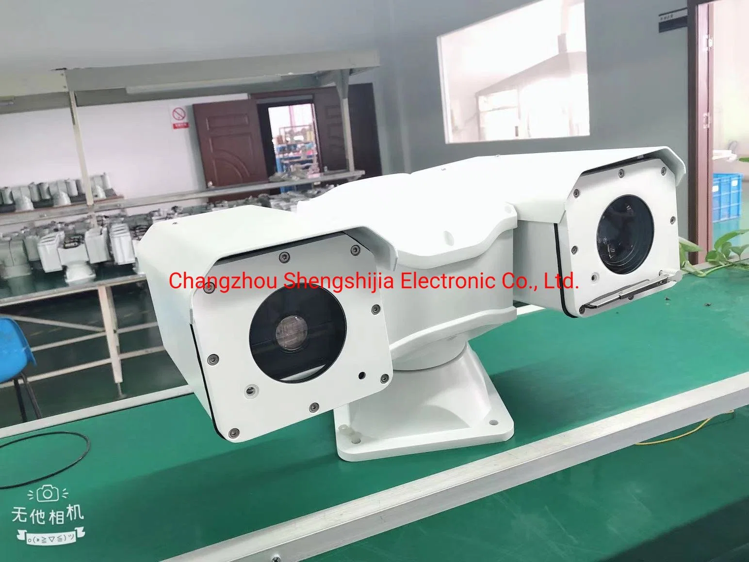 Vehicle Long Range 50X Optical Zoom 2000m 8MP Laser PTZ CCTV Camera