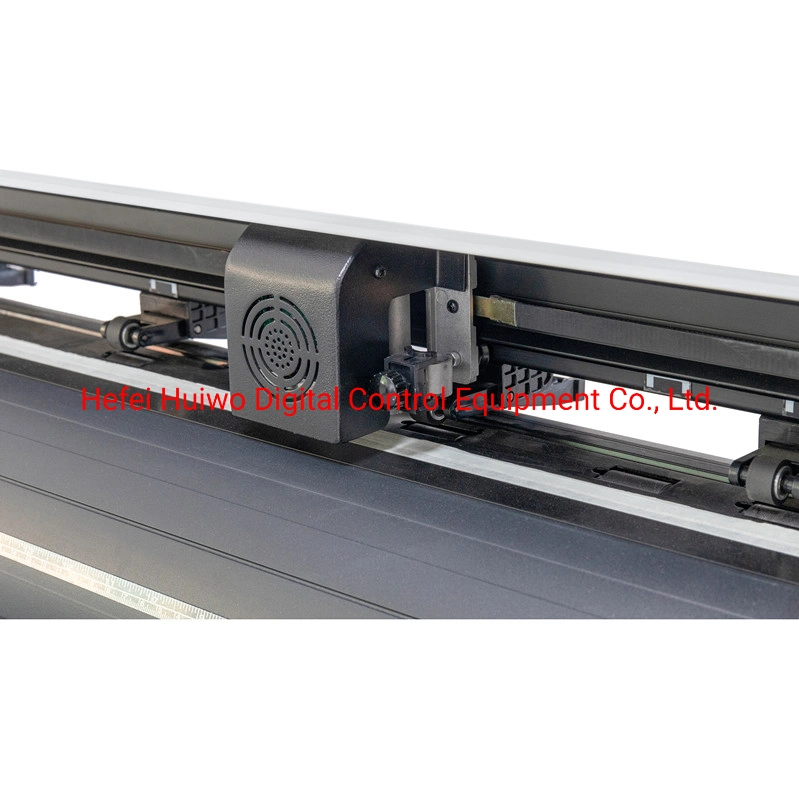 Touch Screen 1350mm Auto Contour Mark Vinyl Cutting Plotter Machine