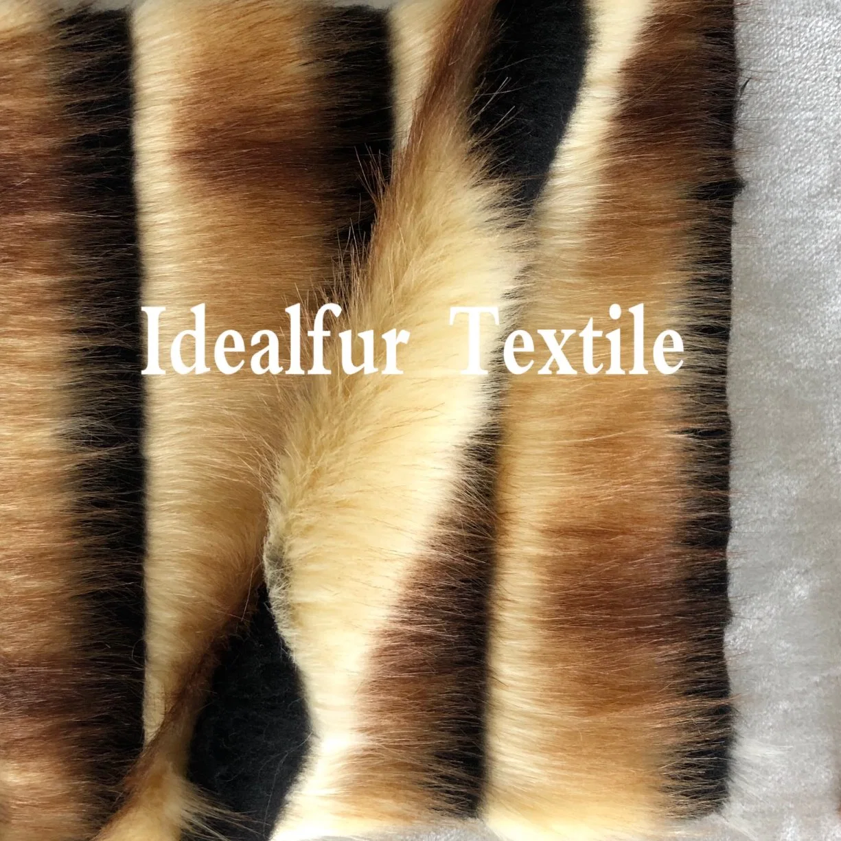 Dos de jacquard color de pelo corto Tip-Dyed Fake Fur Mapache