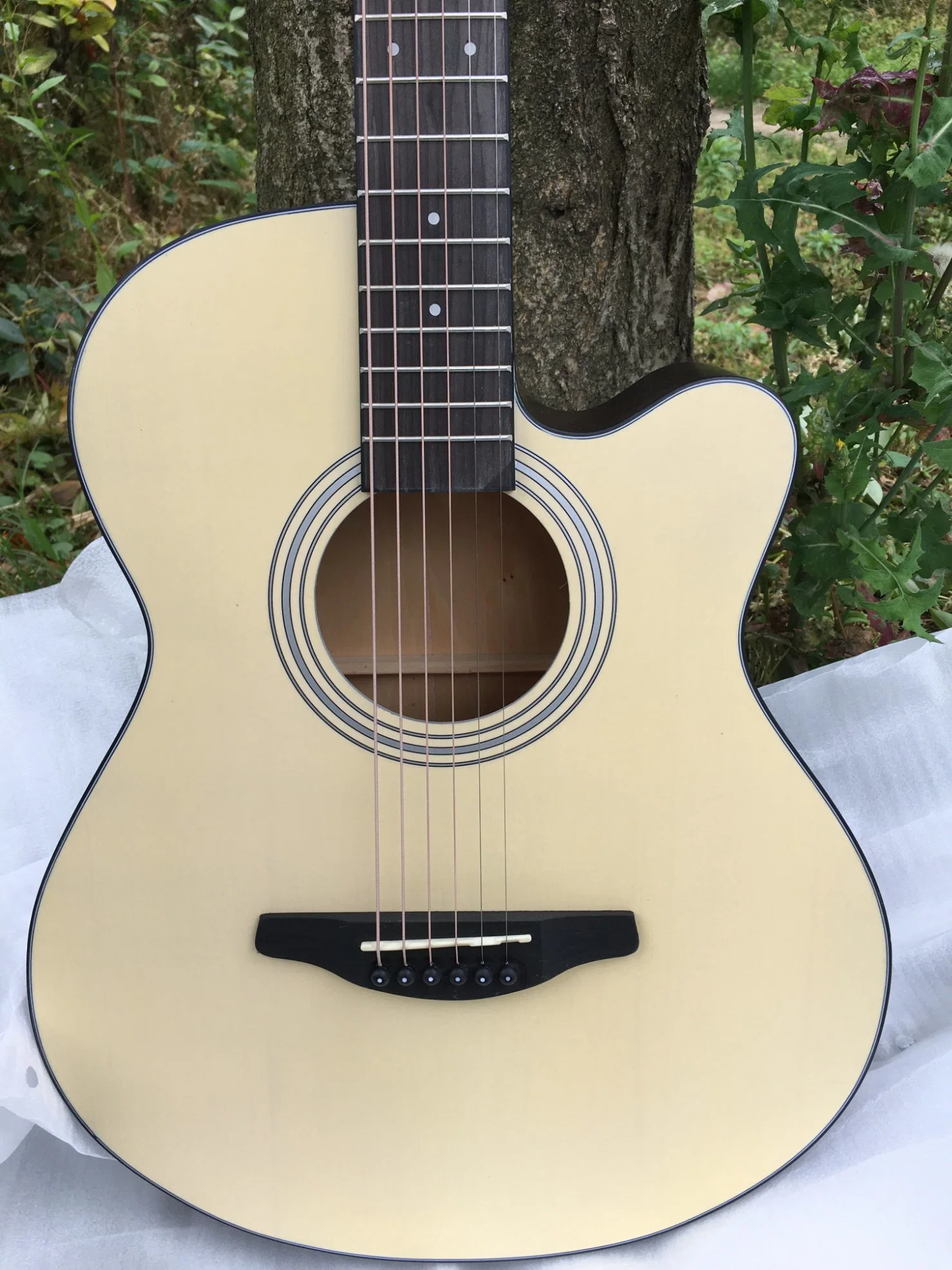 Завод дешево Цены 6 струна 41 дюйма полный Basswood Cutaway Акустическая классическая гитара