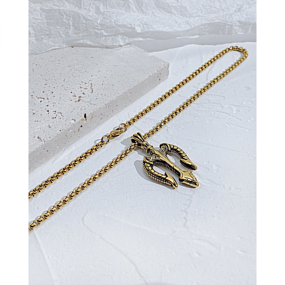 Retro Sea King de vente chaude Trident Pendentif en acier inoxydable Creative Hip Hop acier Titane Necklace hommes Bijoux Hip Hop