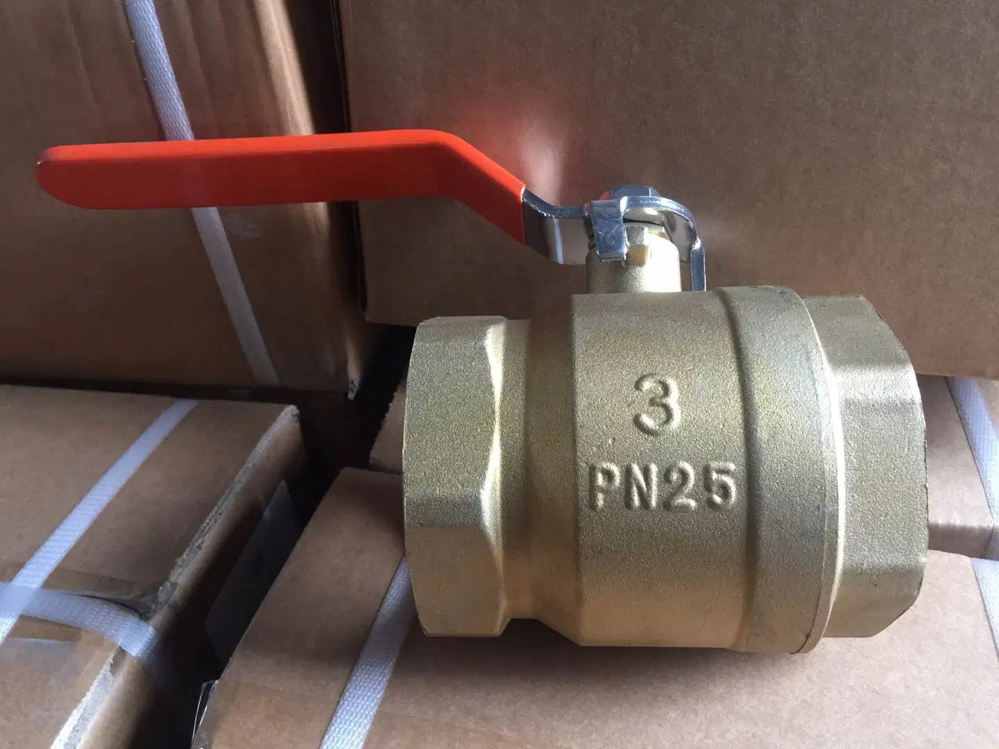 Hot Sale Forged Brass Ball Valve with Brass Stem Bsp Thread 1/2 Inch - 4 Inch, for EU Market