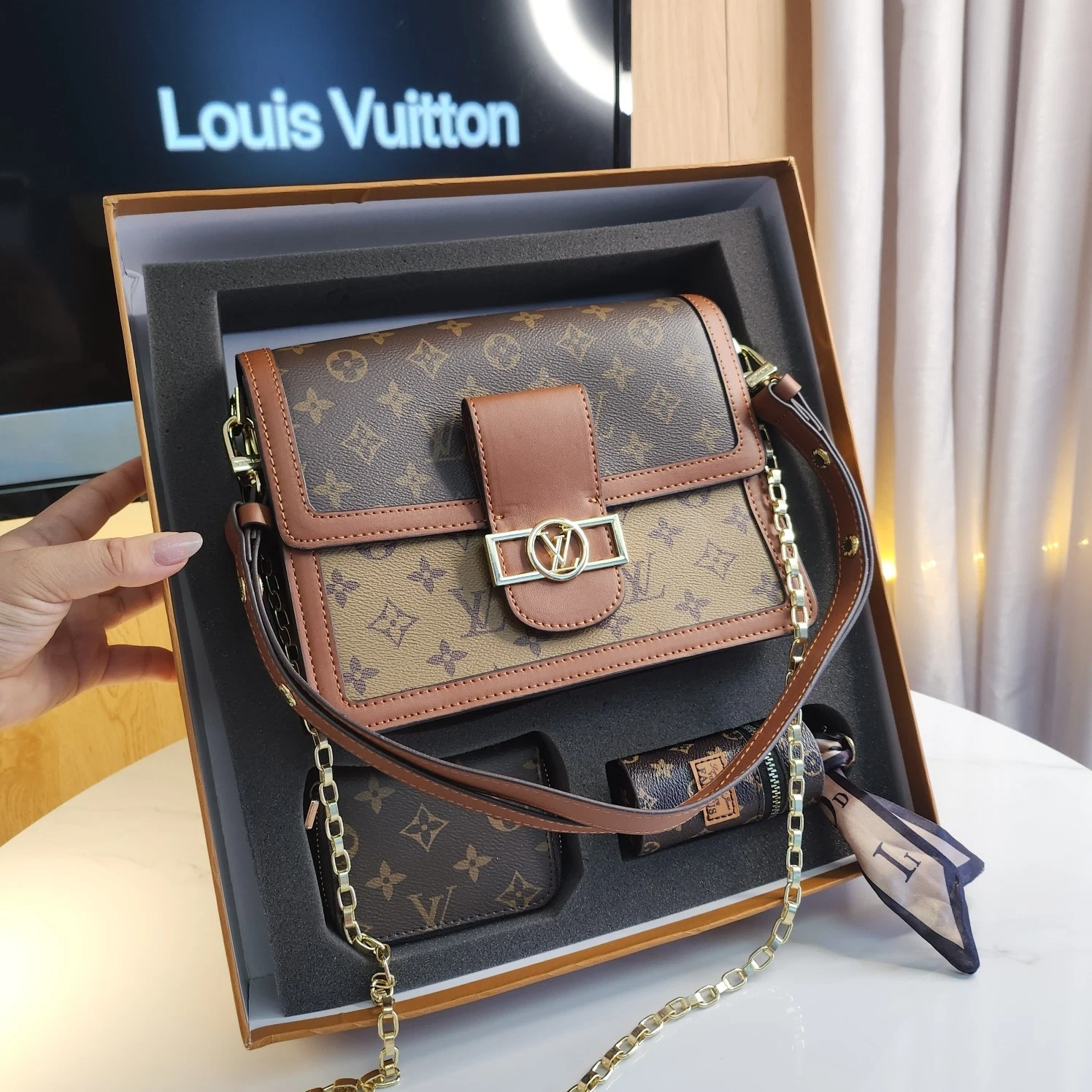 Fashion Leather Shoulder Handbags Wallet Card Purse Valuable Multi -Functional Set Bag