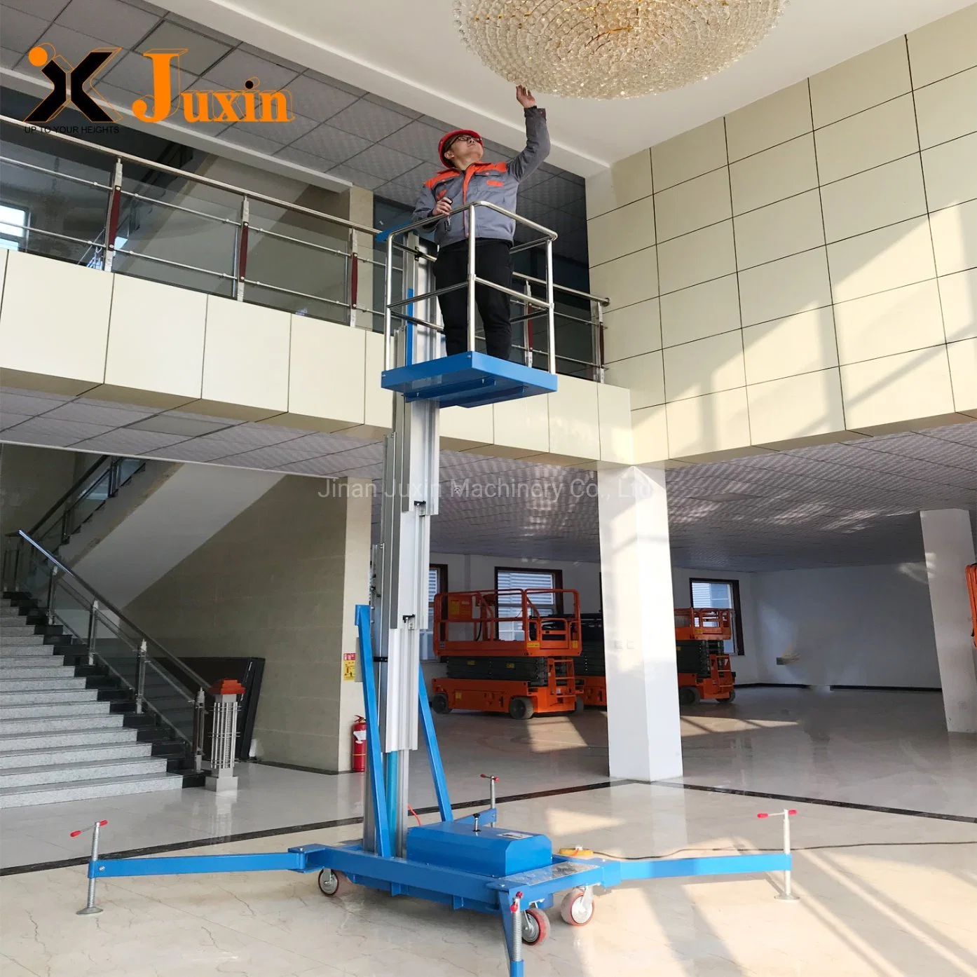 Steel Telescopic Mast Lift Elevated Work Platform