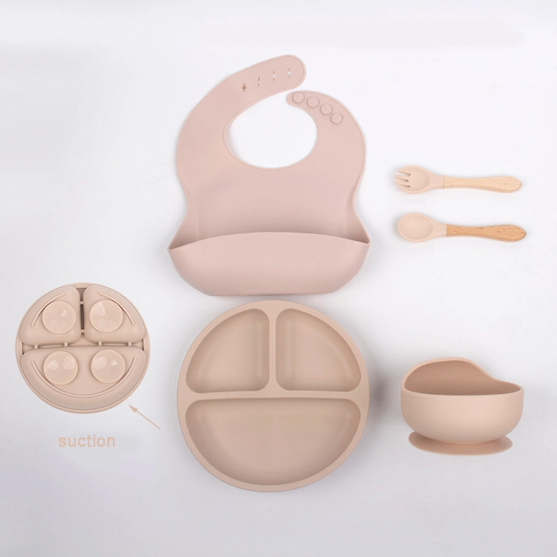 5pcs sichere Silikon Baby Fütterungsplatte Löffel Gabel Schüssel Set mit Box Package