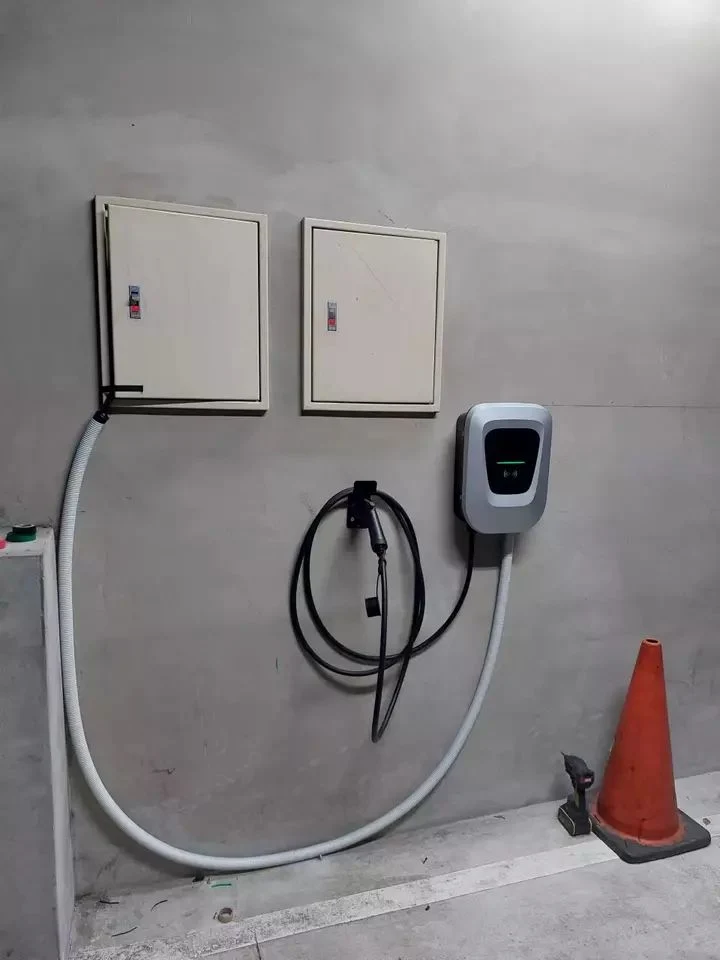 22kw EV Charger Home Load Balancing Car Charger Timing Charging Setting with Two Installation Methods