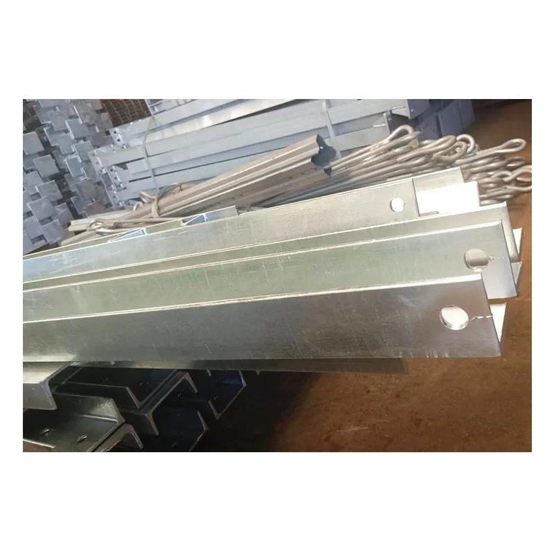 Hot Sale Structural Galvanized Carbon Slotted Steel Angle with ISO