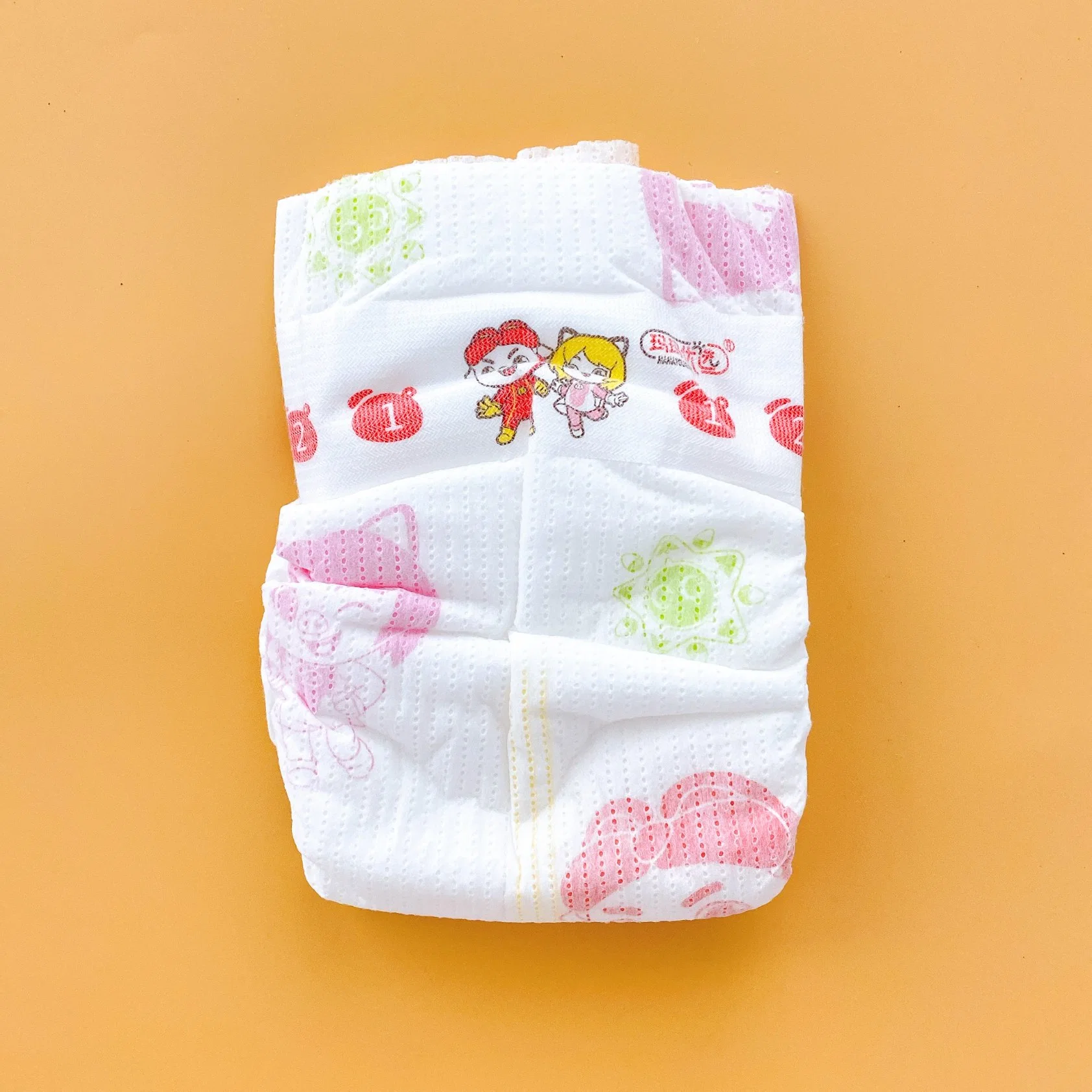 Hot Selling Snug and Soft Nonwoven Disposable Overnight Diapers Pants for Babies, Infant, Toddler