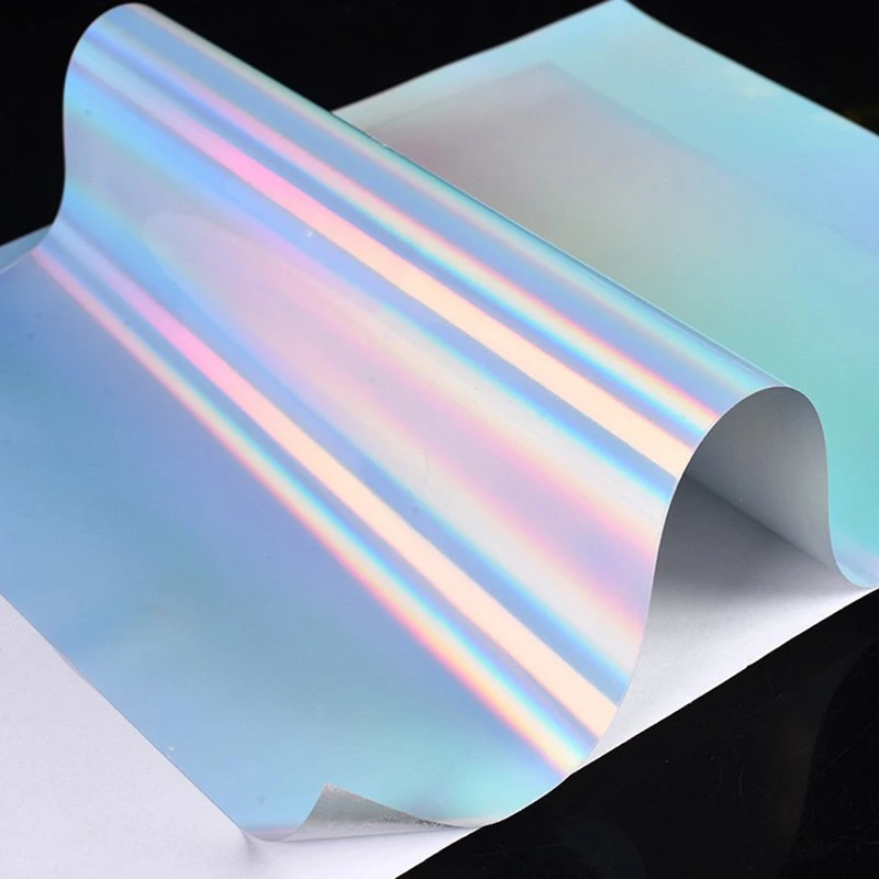 Chine Vente en gros A4 personnalisé impression jet d'encre imprimable imprimé holographique Arc-en-ciel imperméable Papier autocollant