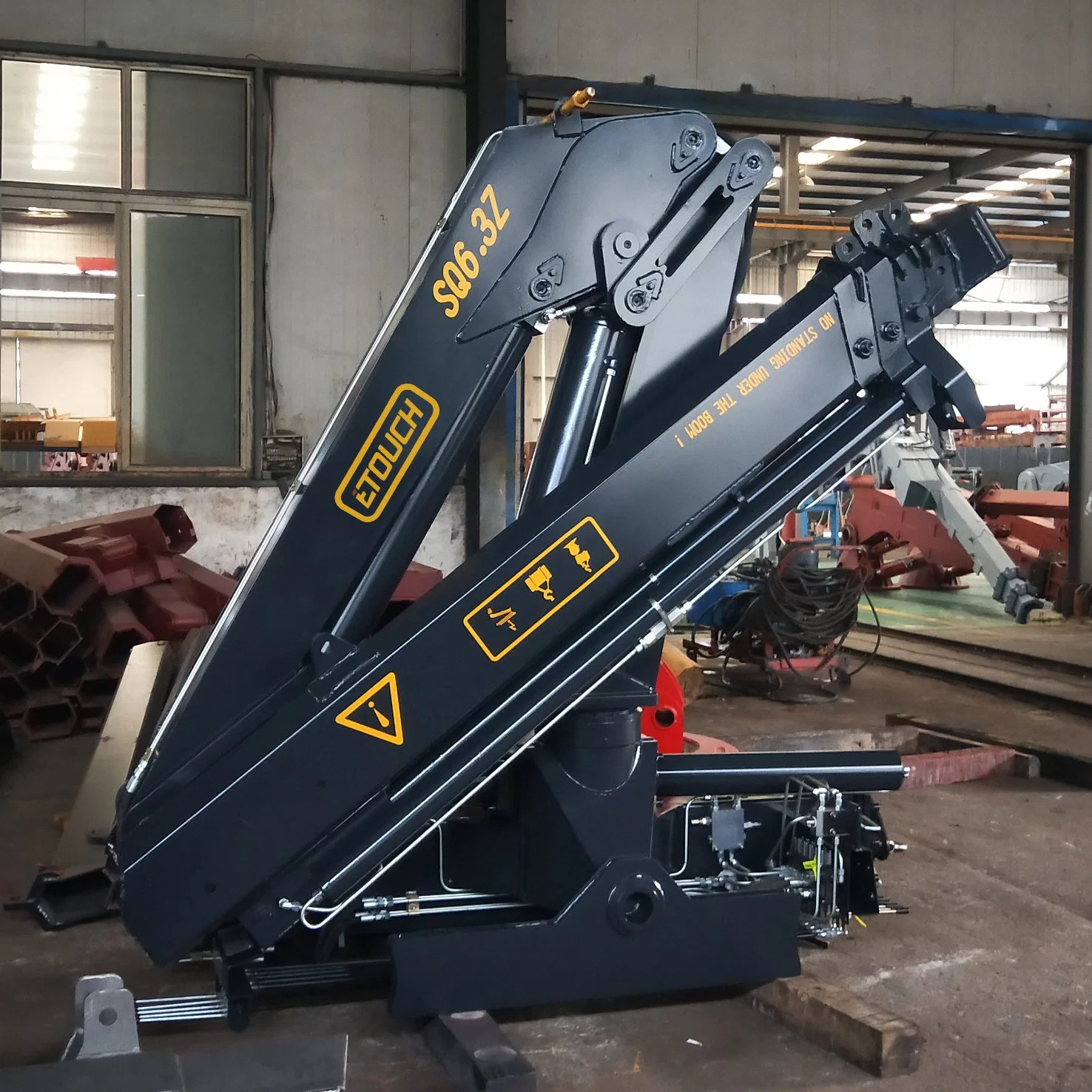 Lifting Equipment Used in Build Construction Easy Operation Hydraulic Truck Mounted Crane