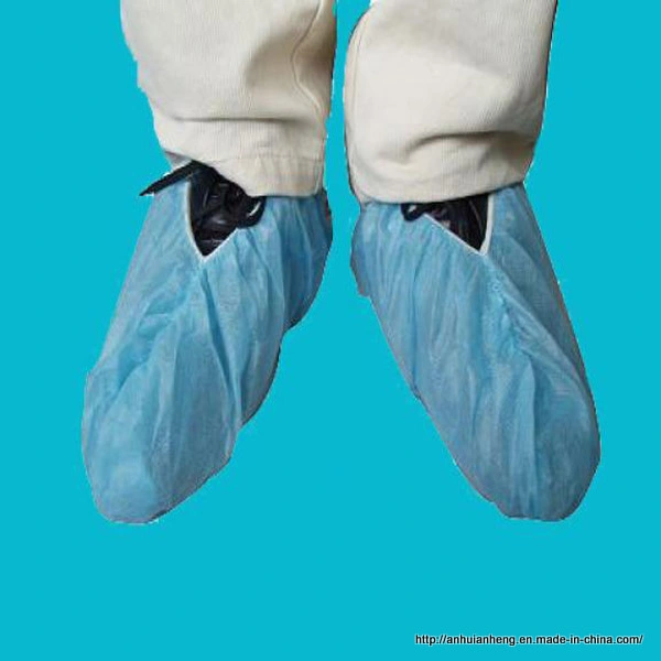 Water & Skid Resistant Disposable Non Woven Shoe Covers