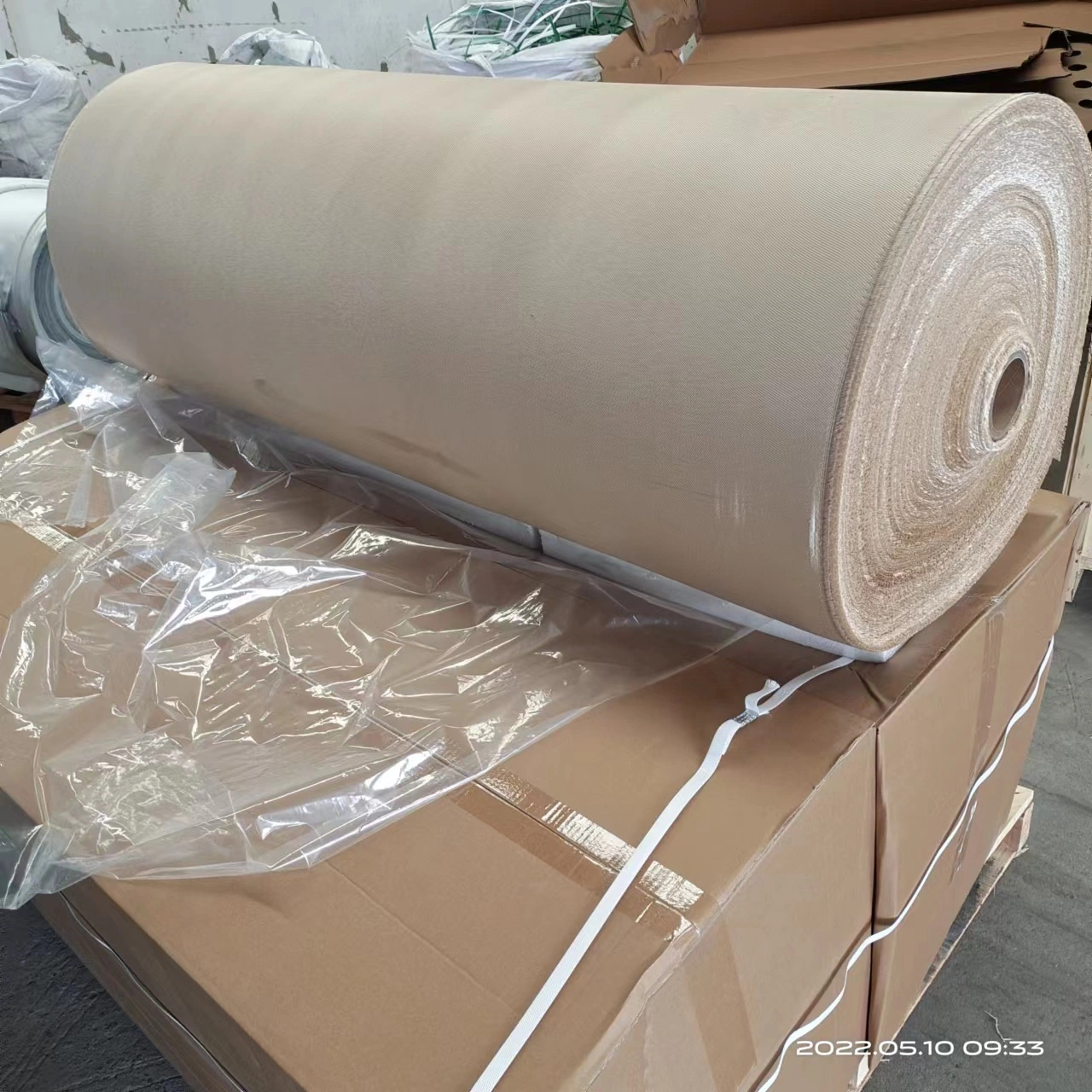 1.25mm 33oz White or Brown Heavy Duty Radiant Heat Protection Silica Glass Cloth for Molten Metal Protection Heat Shields Welding Blankets