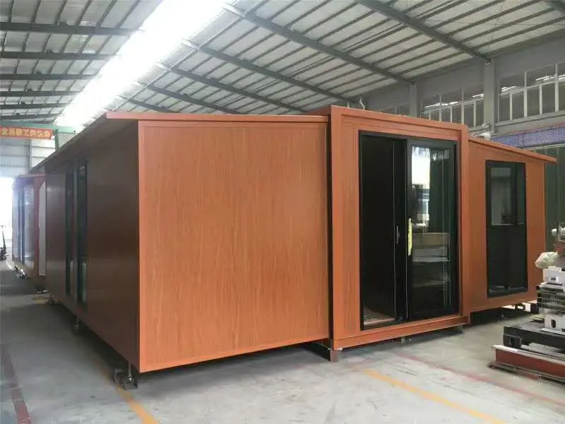 Expandable/Folding Container Houses with 1-4 Living Rooms