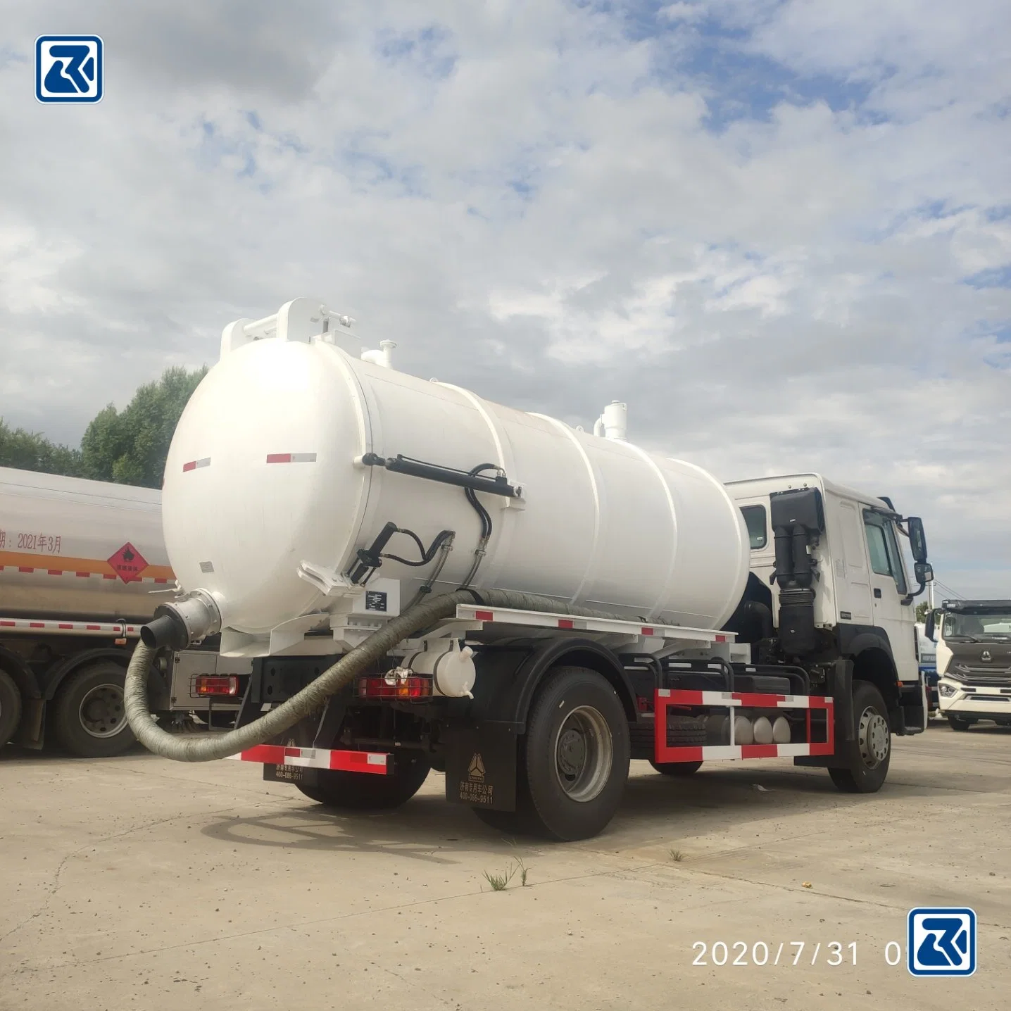 HOWO Sinotruk/Sinotruck novo ou usado 16m3 4X2 Bomba séptico Caminhões/vácuo Pressão alta do preço do veículo de sucção de esgoto especial para os resíduos/Água/navio petroleiro/Tanque/Arruela