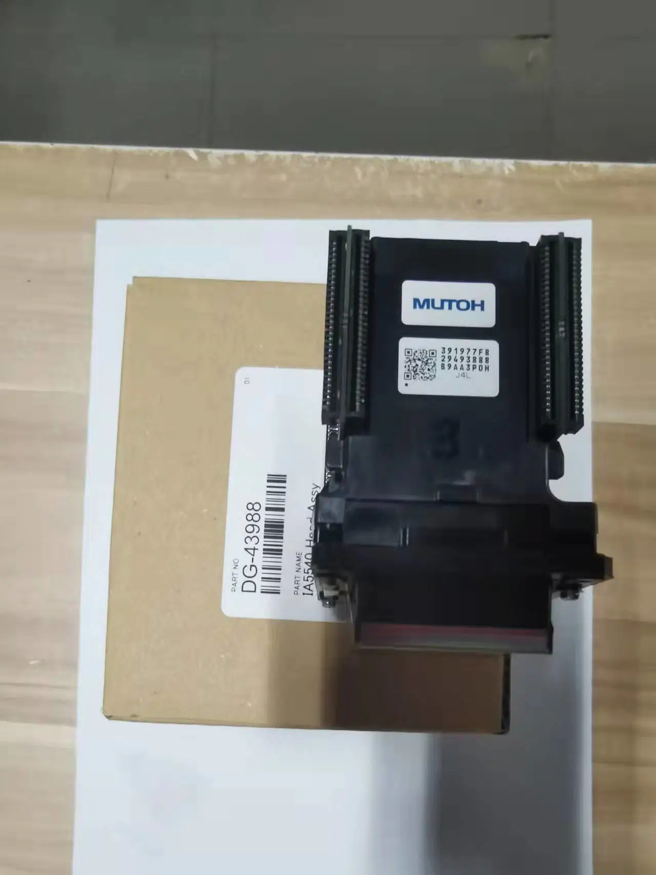 Dg-43988 Original Mutoh Dx7 Printhead Made in Japan for Vj-1324 / Vj-1624 Solvent Inkjet Printer