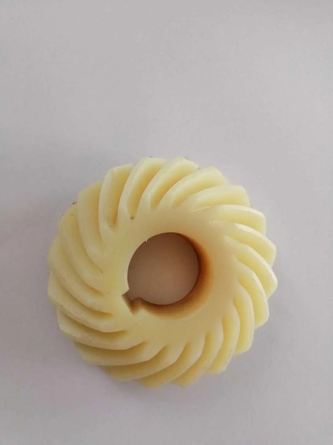 High quality/High cost performance  Wear Resistance Nylon Helical Gear with 30 Degree Helical Angle