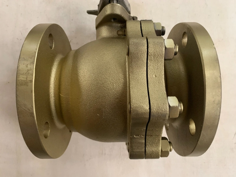 150# ASME B16.5 RF Valve API 6D Anti-Static B148 C95800 A216 من البرونز WCB الكربون Cast CF8 CF8 من الفولاذ المقاوم للصدأ شفة من الفولاذ المقاوم للصدأ طرف الصمام الكروي العائم المثبت على مرتكز الدوران