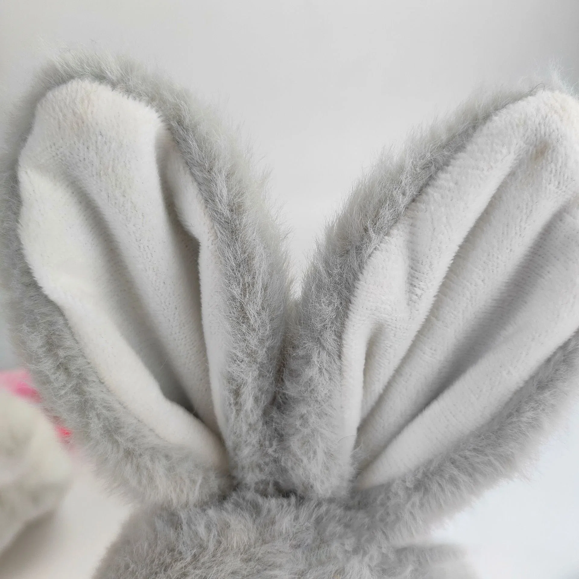 La danse du lapin en peluche jouet robot Bunny le saut à la Marche de l'exécution Animal agiter les oreilles Cute Pet électrique pour les enfants des cadeaux d'anniversaire