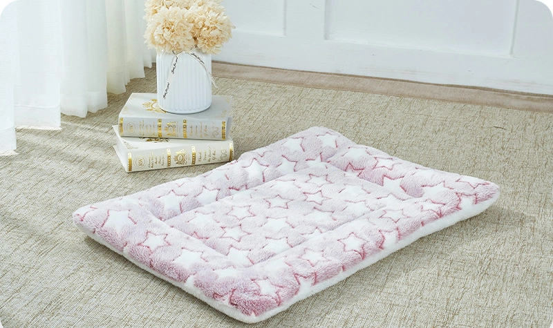 Wholesale/Supplier Thickened Warm Sleeping Mats Blankets for Cats and Dogs