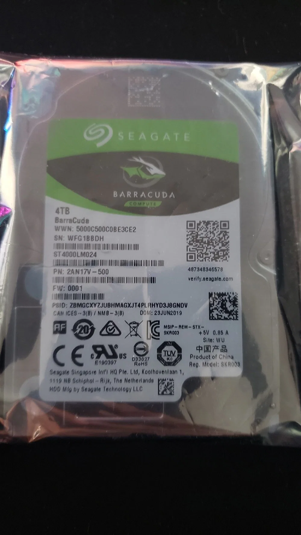 Seagate Barracuda жесткий диск емкостью 4 Тбайт (5400 об/мин 6 Гбит/с, 128МБ SATA толщиной 2,5" жесткий диск (ST4000LM024) SSD/жесткого диска