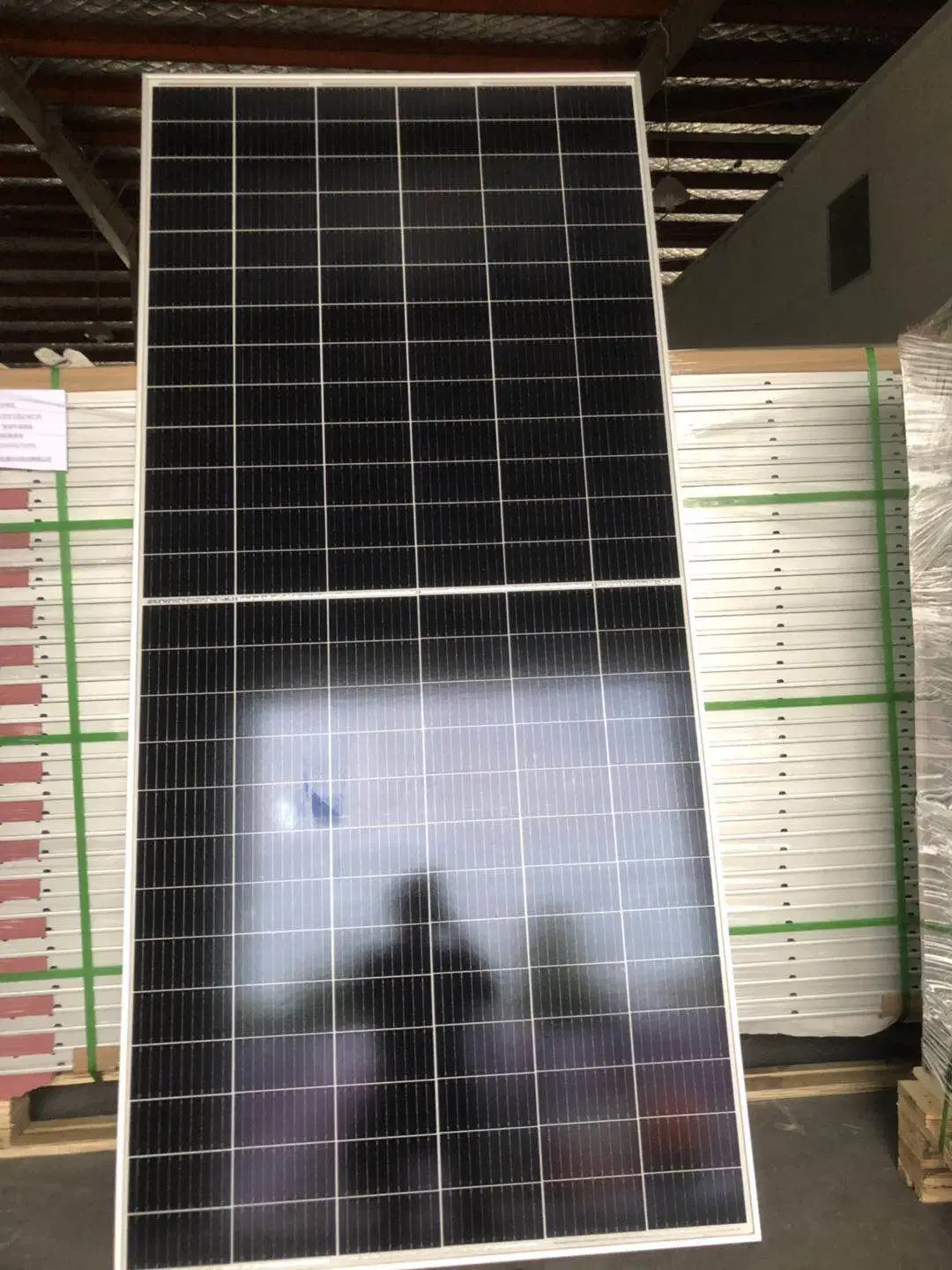 Panel solar monocristalino 570 W 10bb los módulos de 585 vatios de energía solar fotovoltaica