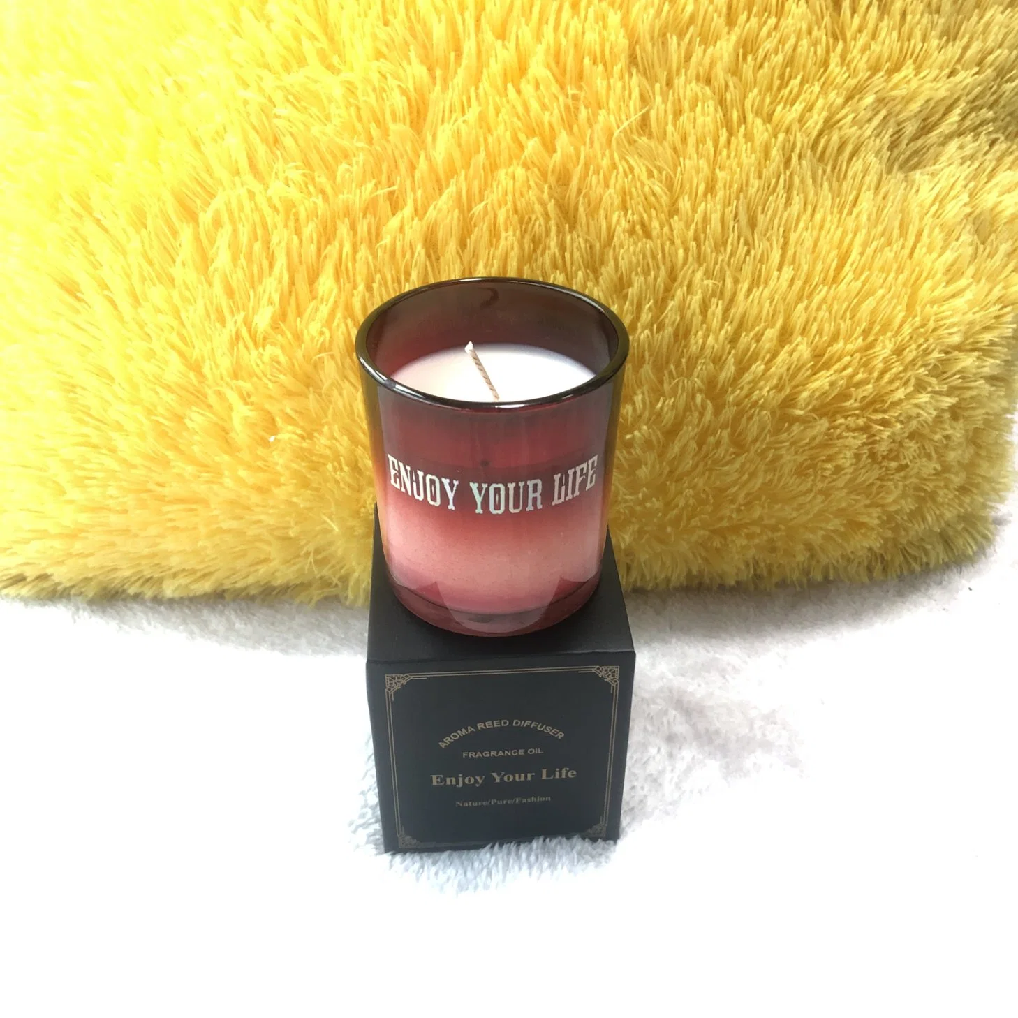 Personalized Scented Candle with Gradient Candle Jar Factory OEM ODM