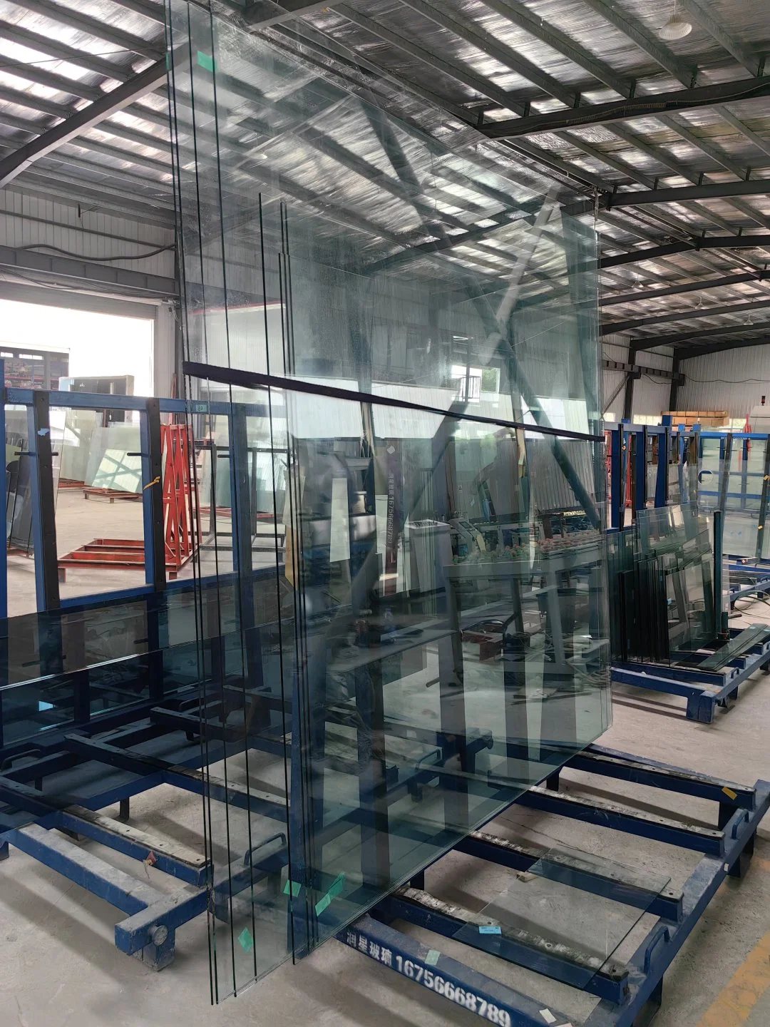 Flat/Curved Clear Float Glass/ Building Glass/Laminated Glass for Windows /Bathroom/Grey Back/Auto Glass/Smart Film/Tempered Glass Price/Mirror