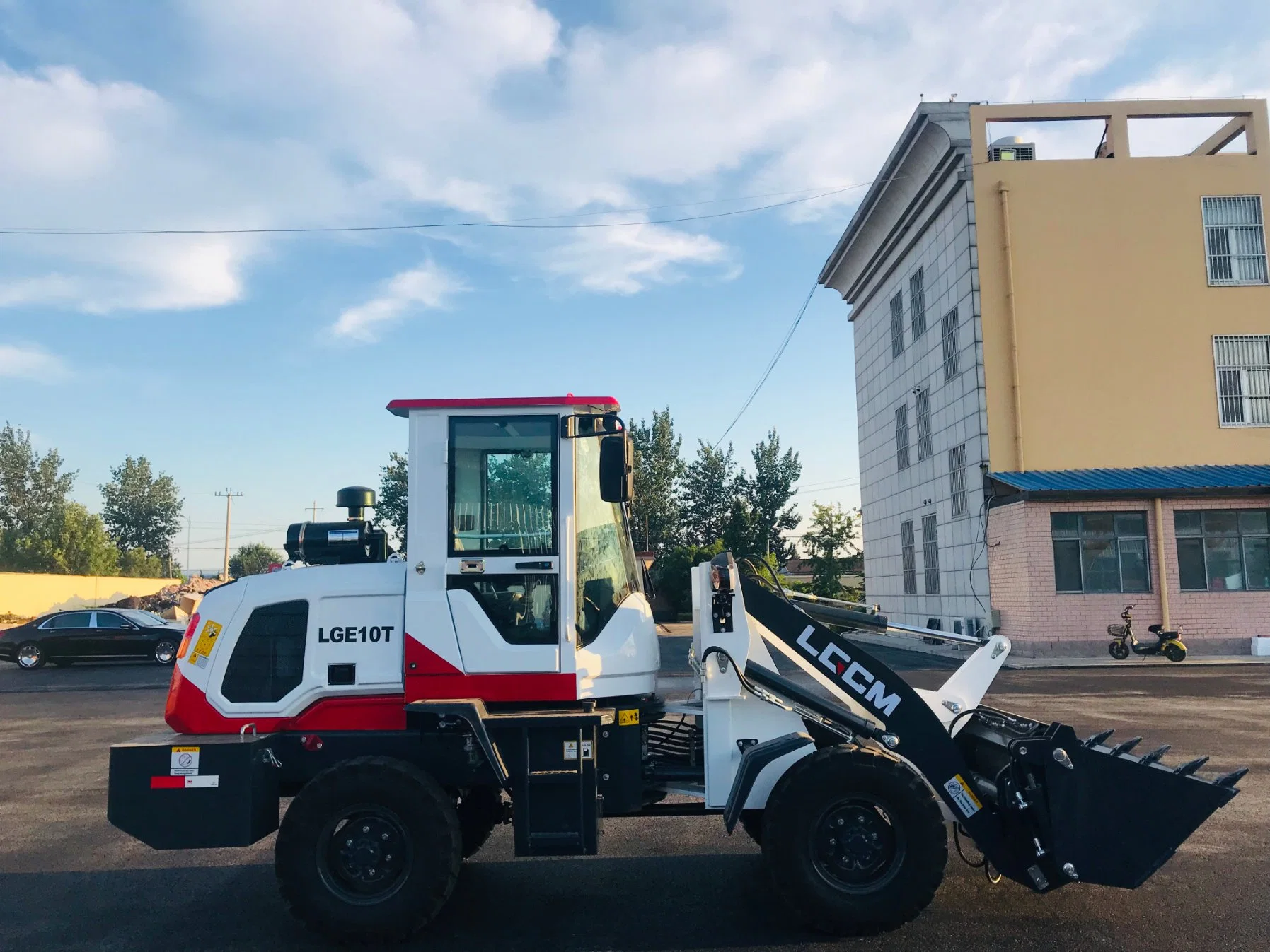 Lgcm 1.5ton Top Quality Wheel Loader, Mini Loader, Small Loader, Front End Loader, Tractor Loader, Steer Skid Loader, Shovel Loader, Backhoe Loader with CE&EPA