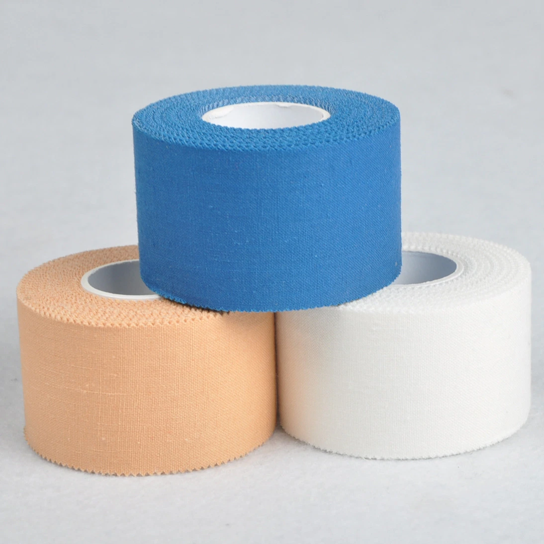 Hand Tear Zigzag Edge Coach Tape Athletic Tape Cotton Tape Sports Tape Rigid Strapping Tape Size 2.5cm/3.8cm/5cmx4.5m/9.14m/13.7m with CE ISO FDA