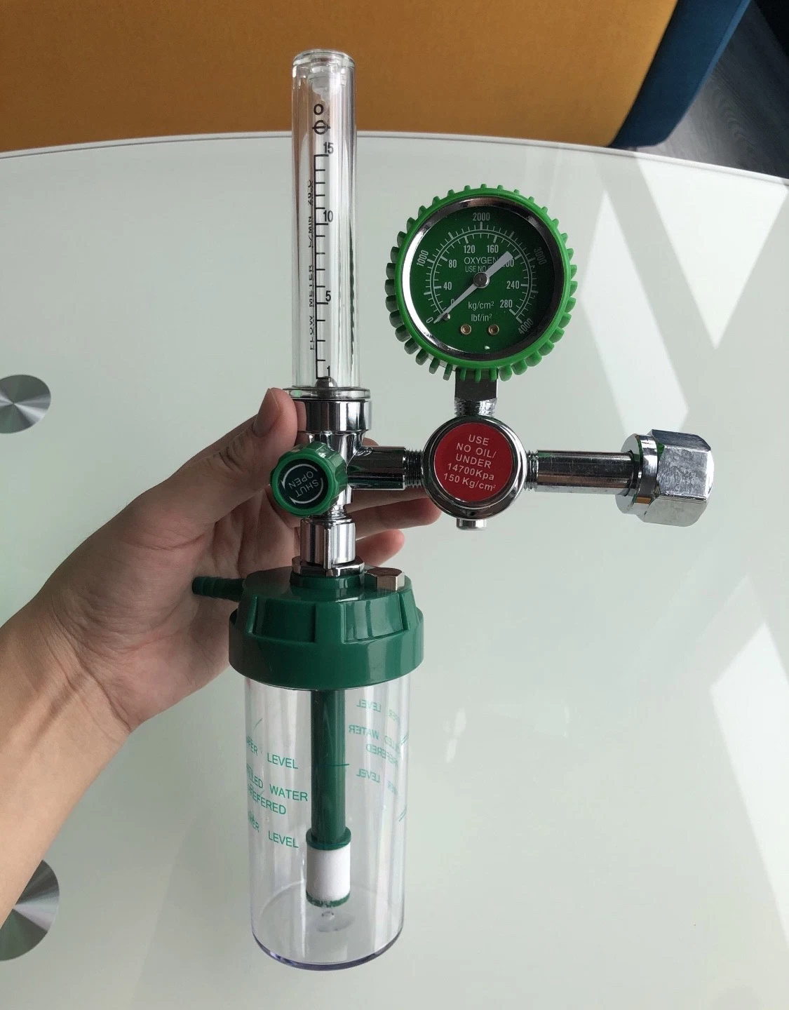 10L Portable Medical Oxygen Cylinder with Regulator to Hospital
