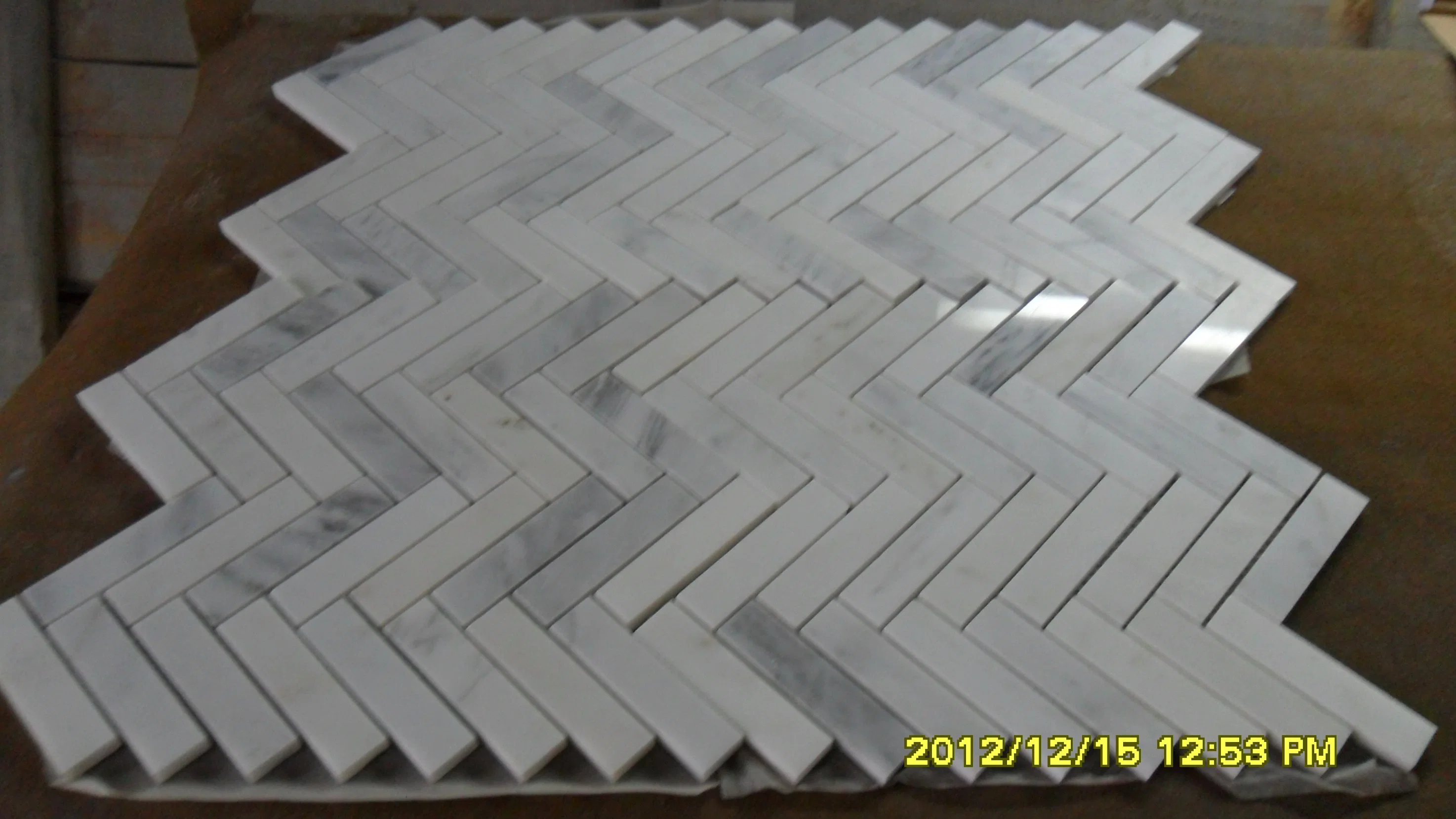 Onyx, Marble Mosaic Wall Tile for Living Room, Bathroom