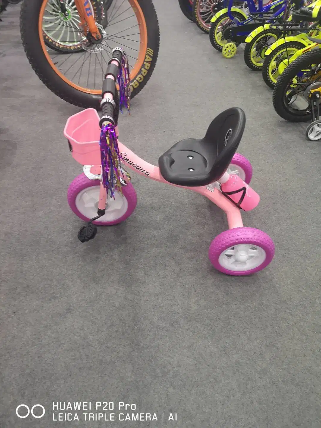 Nuevo estilo de los niños bebé Trike juguetes para bebés de plástico de los niños de tres ruedas bicicleta SL-Wj-089