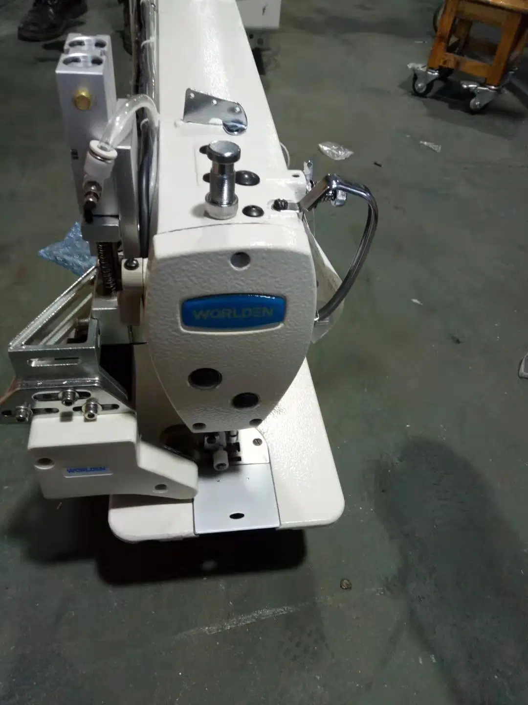 Wd-9988-36p/56p/85p-D4 Long- Arm Lockstith Sewing Machine with Auto Trimmer and Puller