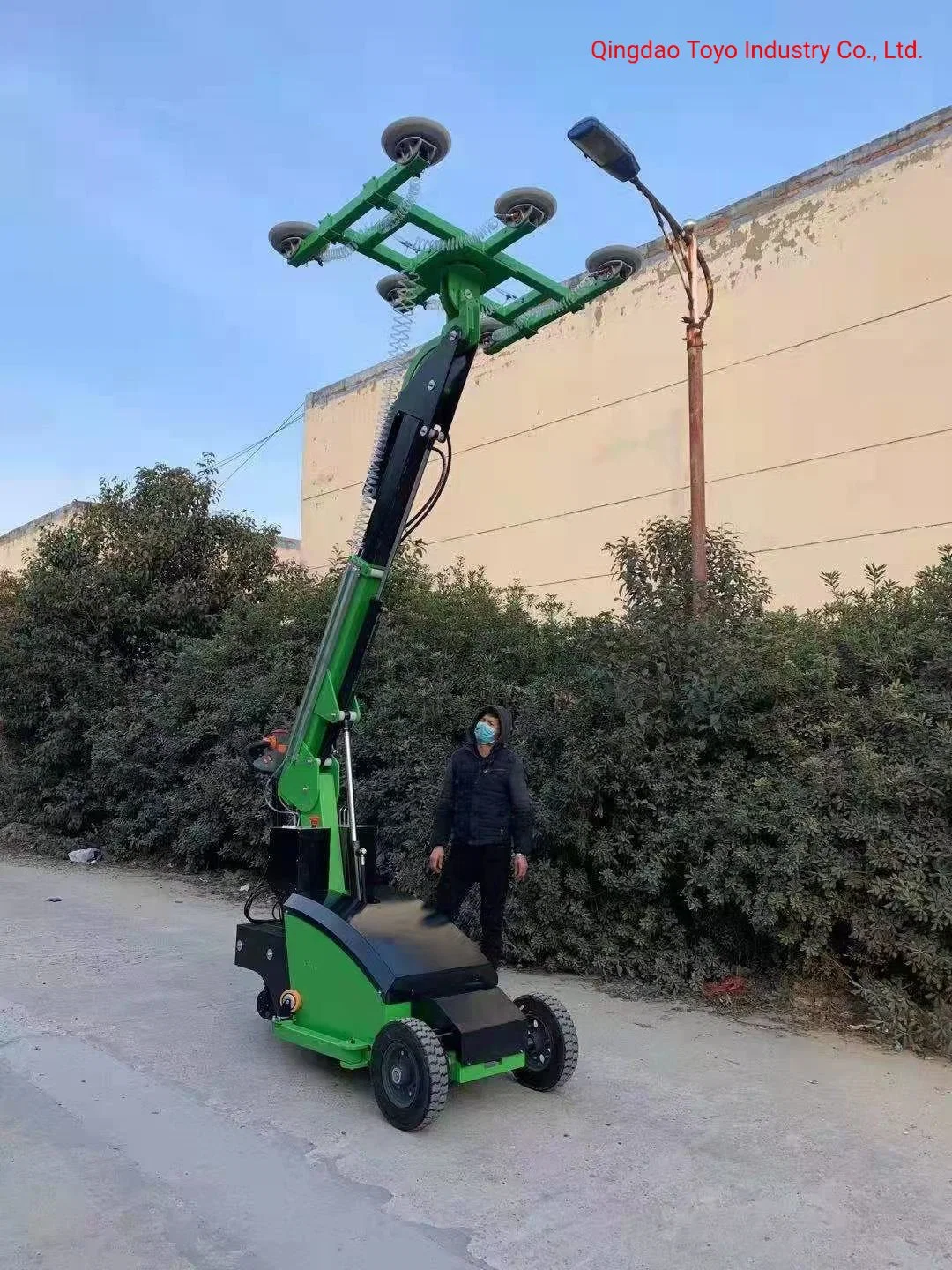 El brazo robot manipulador de elevador por vacío llevar Trolley para cristales