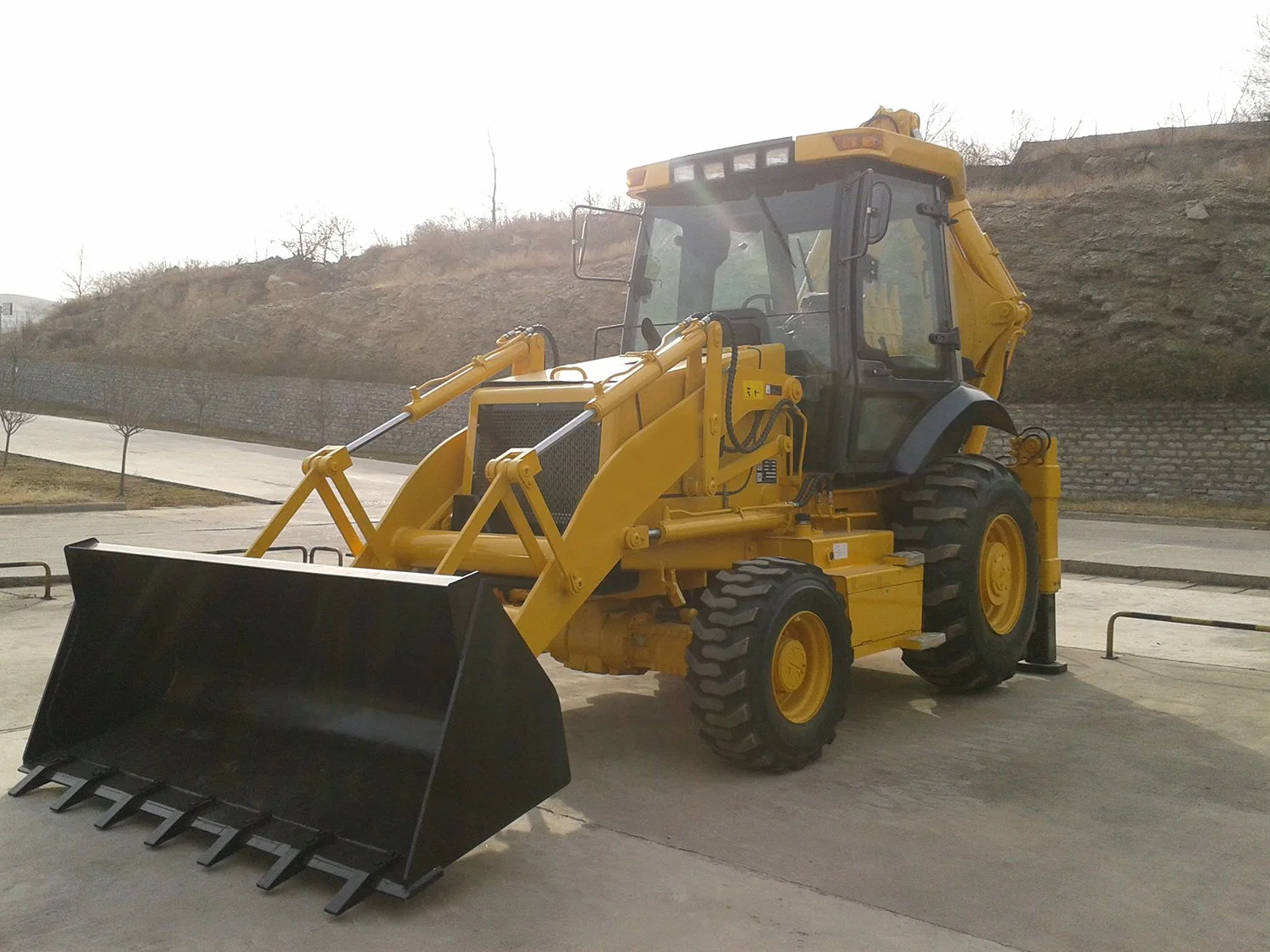 Mini Backhoe Loader/Tractor/Jcb Backhoe Loader 3xc/Compact Loader Price