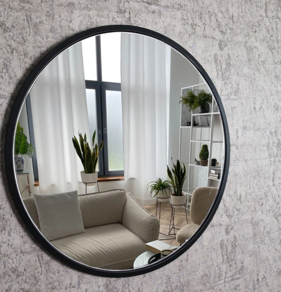 Miroir mural rond de salle de bain rond à cadre en aluminium doré de 800 mm avec supports