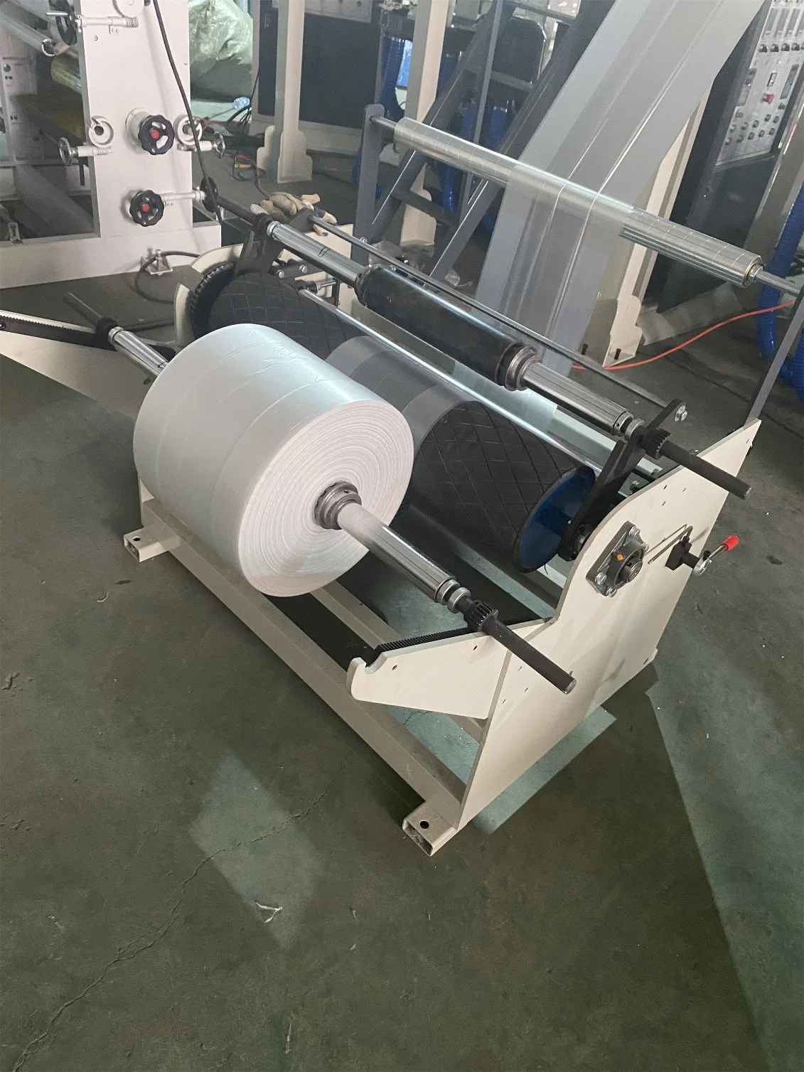 High Speed vollautomatische PE biologisch abbaubare Film Extruder Film geblasen Maschine Blasfilm Maschine Kunststoff Film Maschine Biologisch Abbaubare Kunststoff-Film Maschine