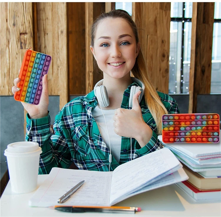 Étui à crayons en silicone sensoriel, jouets à boutons-pression Push IT Popper Boîte à crayons pour le soulagement du stress