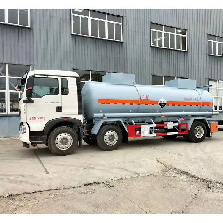 Cylindrical Shape Tanker Truck Industrial Chemical Carriers