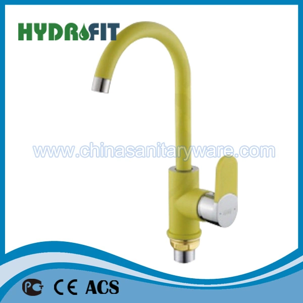 Hot Sale Colourful Kitchen Sink Faucet Water Tap Single Handle (FT826)